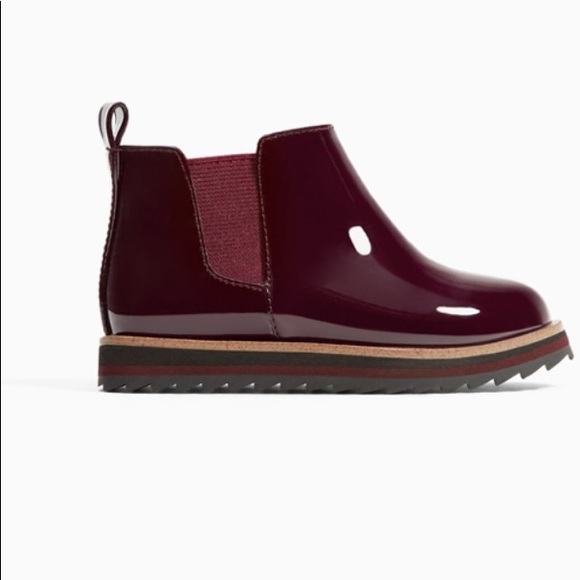 baby girl patent boots